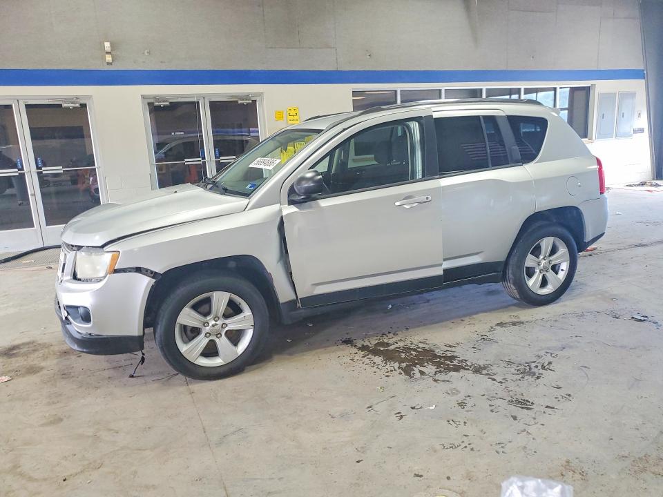 56994886 :رقم المزاد ، 1C4NJCBA7CD610548 vin ، 2012 Jeep Compass مزاد بيع