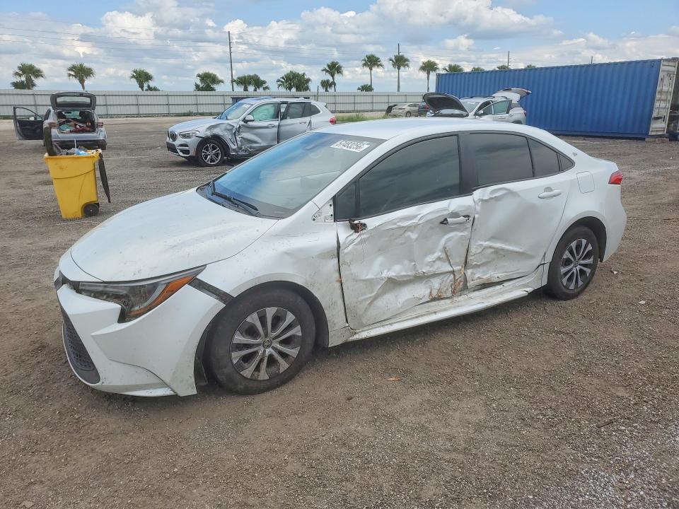 Auction sale of the 2022 Toyota Corolla, vin: JTDEAMDE3N3007014, lot number: 57483256