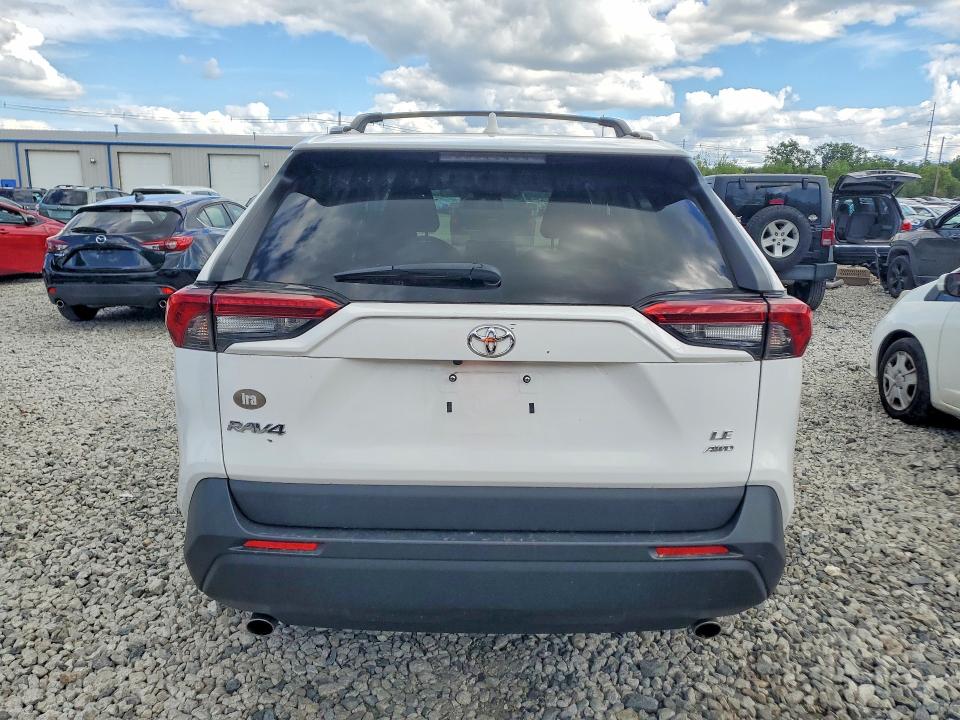 Продажа на аукционе авто 2021 Toyota Rav4, vin: 2T3G1RFV2MC160533, номер лота: 57115486