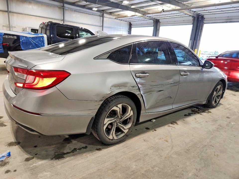 Продажа на аукционе авто 2019 Honda Accord, vin: 1HGCV1F50KA049852, номер лота: 55432106