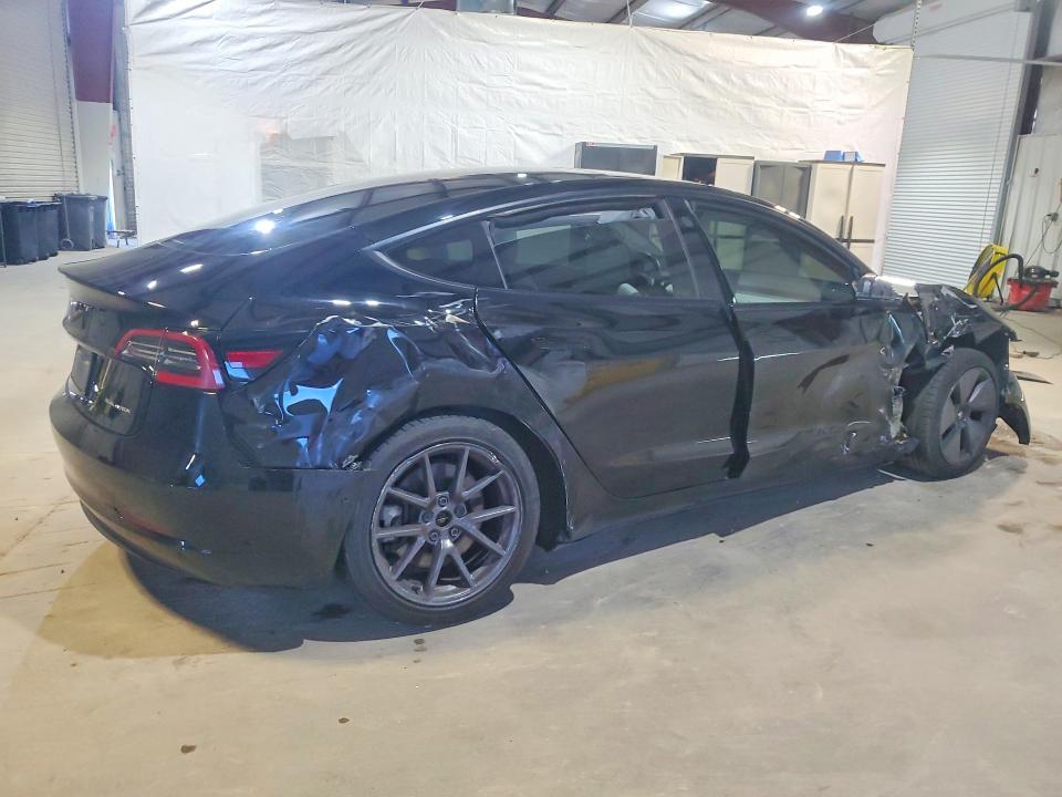 Продажа на аукционе авто 2021 Tesla Model 3, vin: 5YJ3E1EBXMF925164, номер лота: 54903016