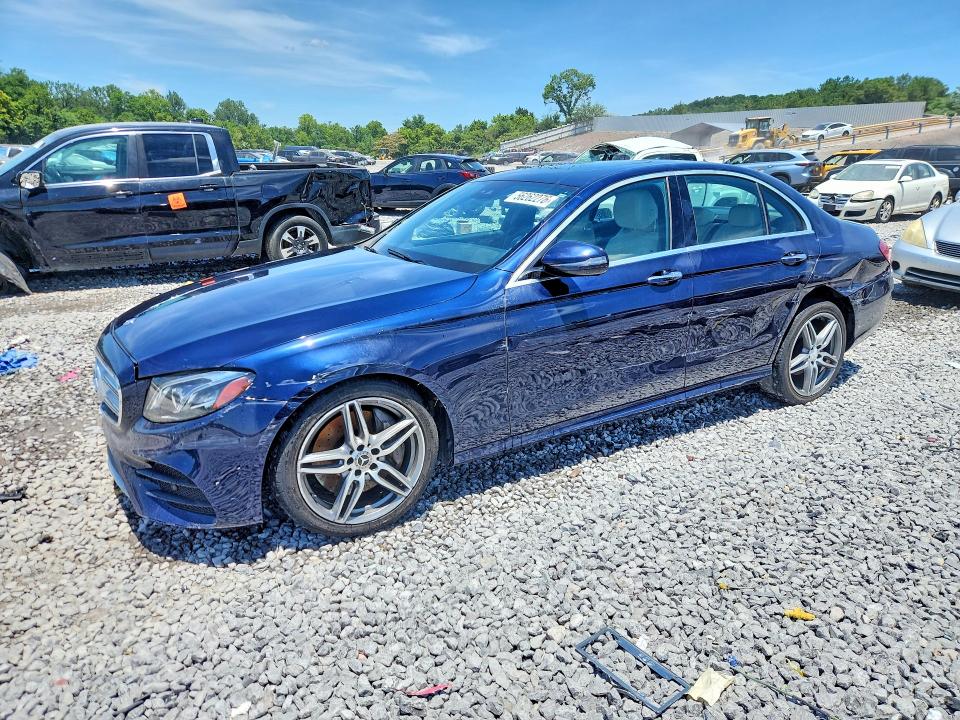 56262276 :رقم المزاد ، WDDZF4JB0KA562142 vin ، 2019 Mercedes-benz E مزاد بيع