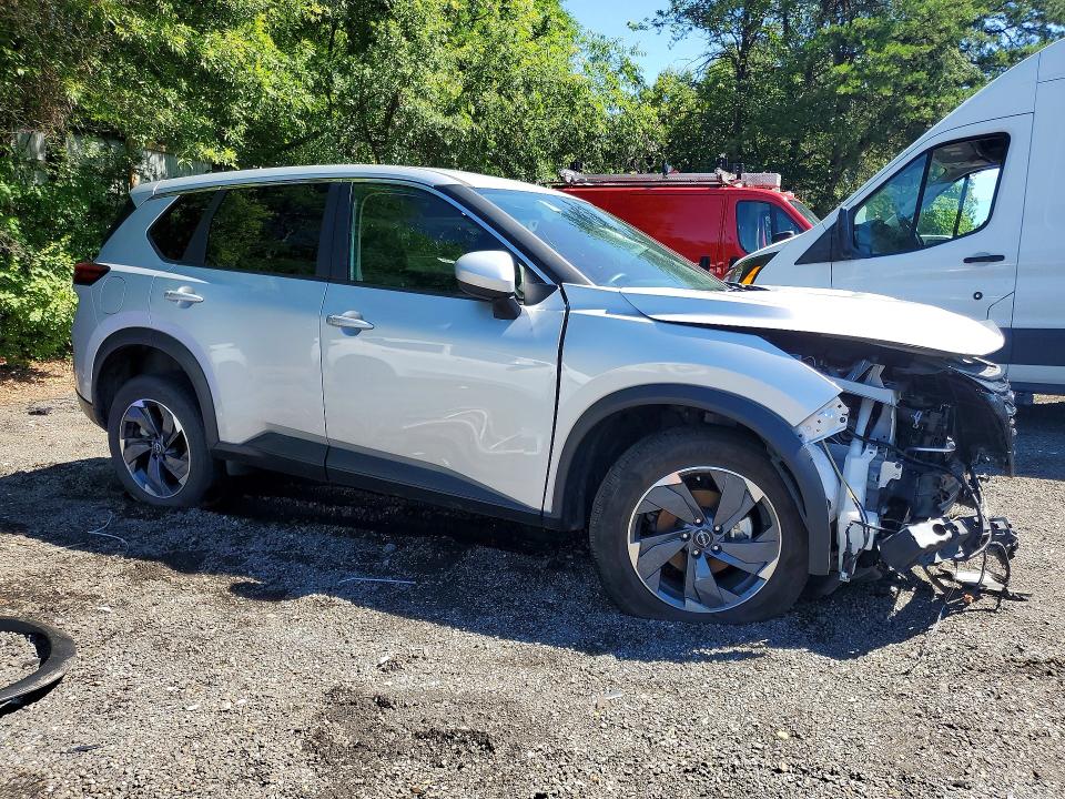 Продаж на аукціоні авто 2025 Nissan Rogue, vin: 5N1BT3BA3SC813224, номер лоту: 58610436