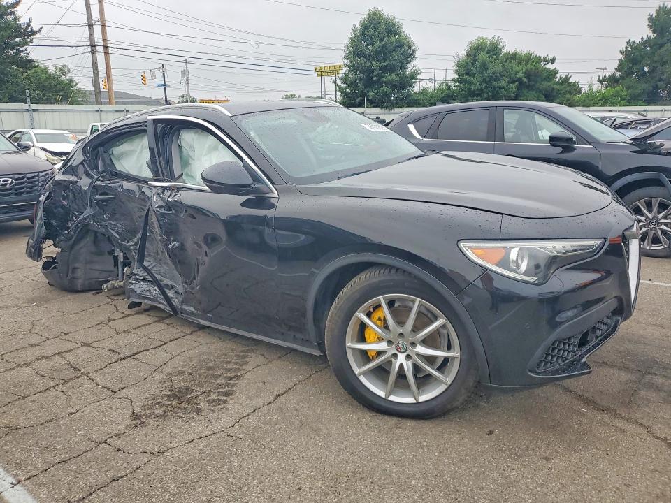 2018 Alfa Romeo Stelvio მანქანა იყიდება აუქციონზე, vin: ZASFAKBNXJ7B69213, აუქციონის ნომერი: 56703626