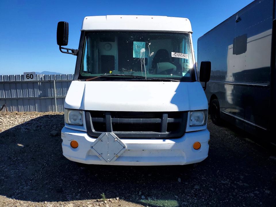 2013 Isuzu Npr მანქანა იყიდება აუქციონზე, vin: JALB4T172D7W01089, აუქციონის ნომერი: 54055826