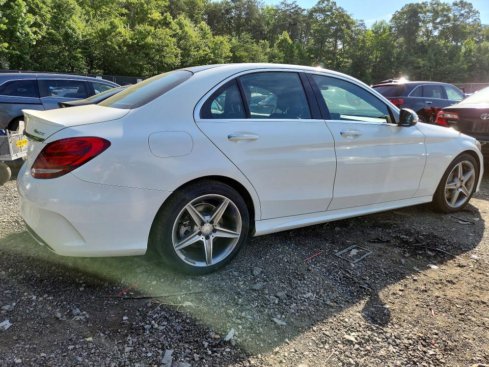 Продажа на аукционе авто 2017 Mercedes-benz C, vin: 55SWF4KBXHU183465, номер лота: 55878266