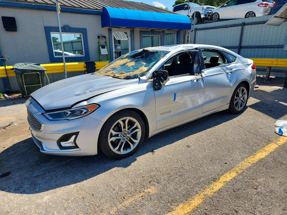 Продаж на аукціоні авто 2019 Ford Fusion, vin: 3FA6P0RU9KR240765, номер лоту: 57333576