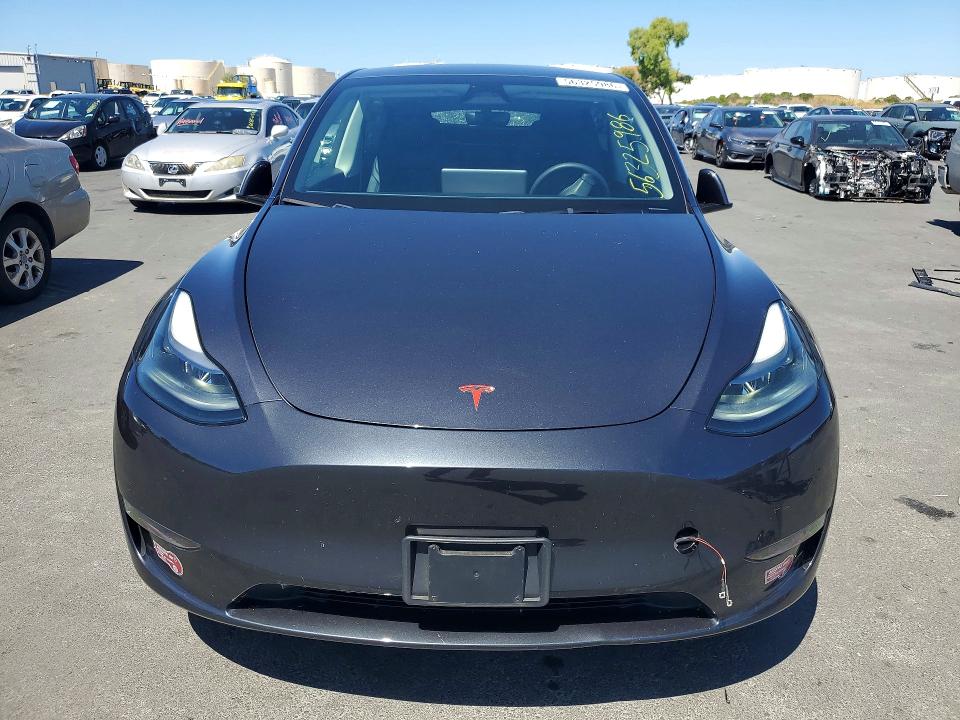 2024 Tesla Model Y მანქანა იყიდება აუქციონზე, vin: 7SAYGDED6RF097322, აუქციონის ნომერი: 56325986