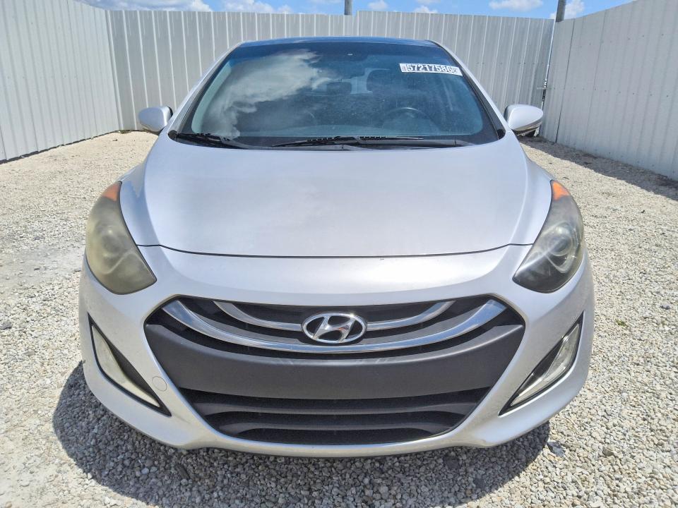 2013 Hyundai Elantra Gt მანქანა იყიდება აუქციონზე, vin: KMHD35LE7DU152669, აუქციონის ნომერი: 57217586