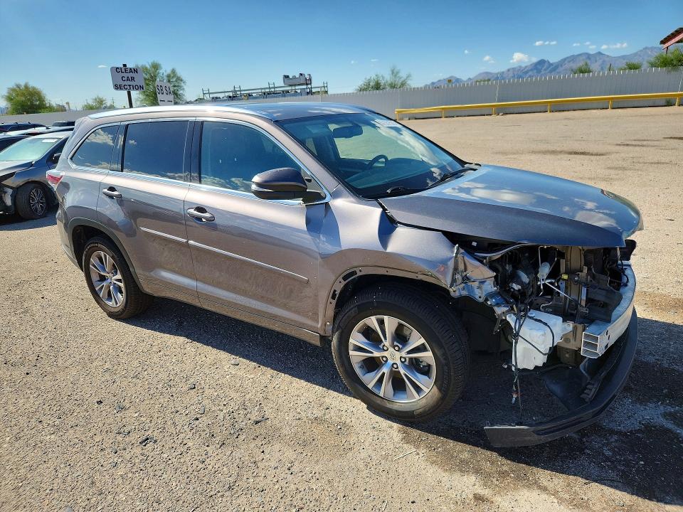 2015 Toyota Highlander მანქანა იყიდება აუქციონზე, vin: 5TDKKRFHXFS112332, აუქციონის ნომერი: 57551526
