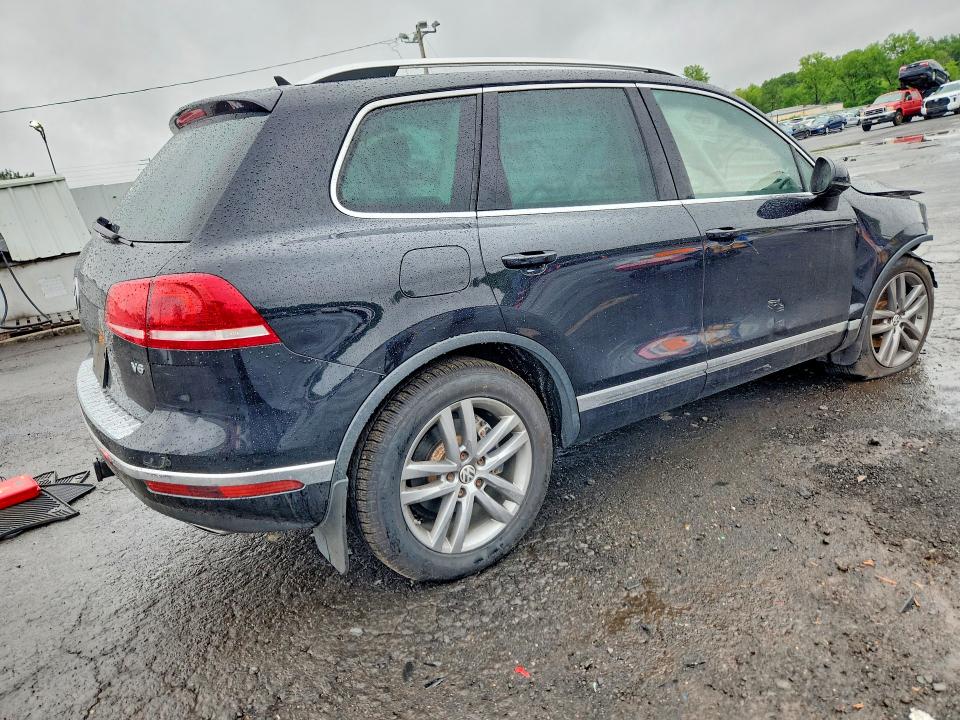 Aukcja sprzedaży 2015 Volkswagen Touareg, vin: WVGEF9BP6FD001461, numer aukcji: 57930406