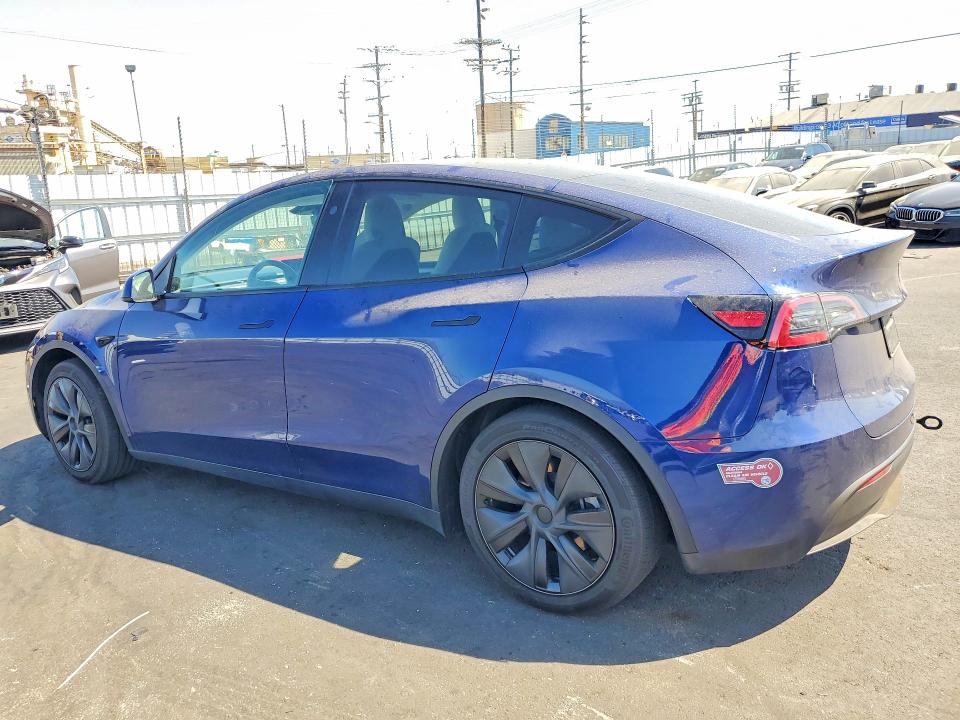 2024 Tesla Model Y მანქანა იყიდება აუქციონზე, vin: 7SAYGAEE7RF184296, აუქციონის ნომერი: 57899456