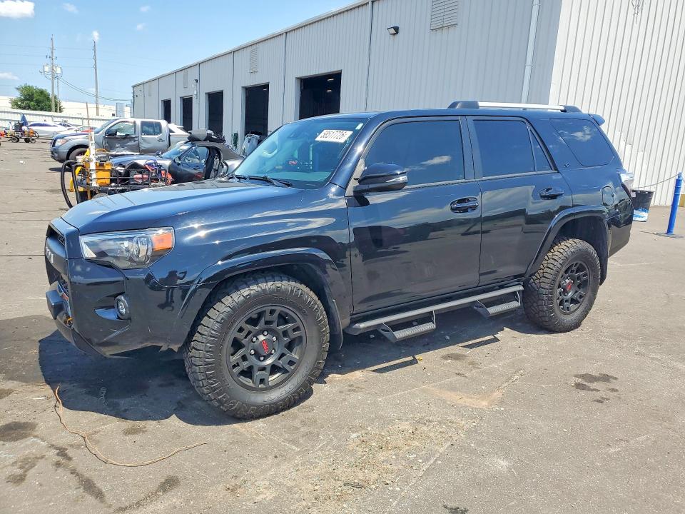58517726 :رقم المزاد ، JTEFU5JRXN5258072 vin ، 2022 Toyota 4runner مزاد بيع