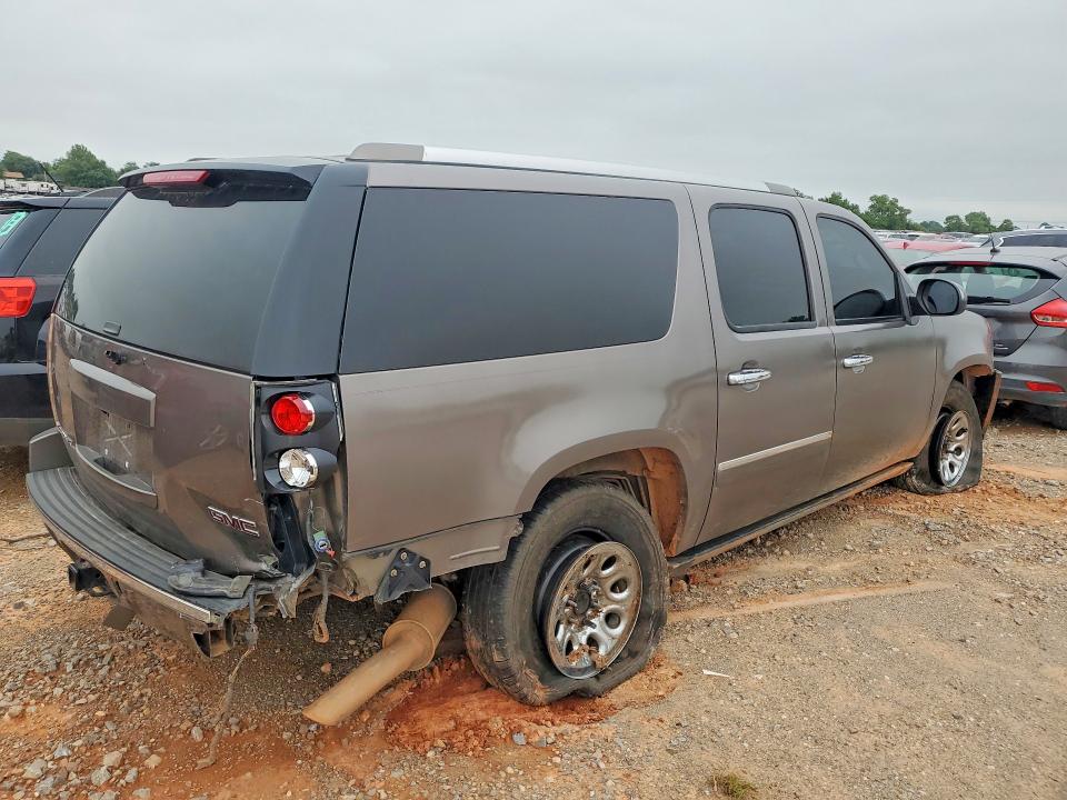 2014 Gmc Yukon Xl მანქანა იყიდება აუქციონზე, vin: 1GKS1MEFXER125198, აუქციონის ნომერი: 57400756