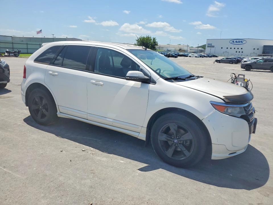 56801826 :رقم المزاد ، 2FMDK4AK8DBC77997 vin ، 2013 Ford Edge مزاد بيع