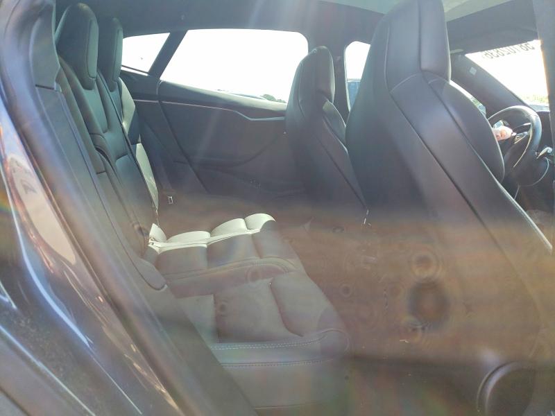 58102836 :رقم المزاد ، 5YJSA1E46KF300315 vin ، 2019 Tesla Model S مزاد بيع