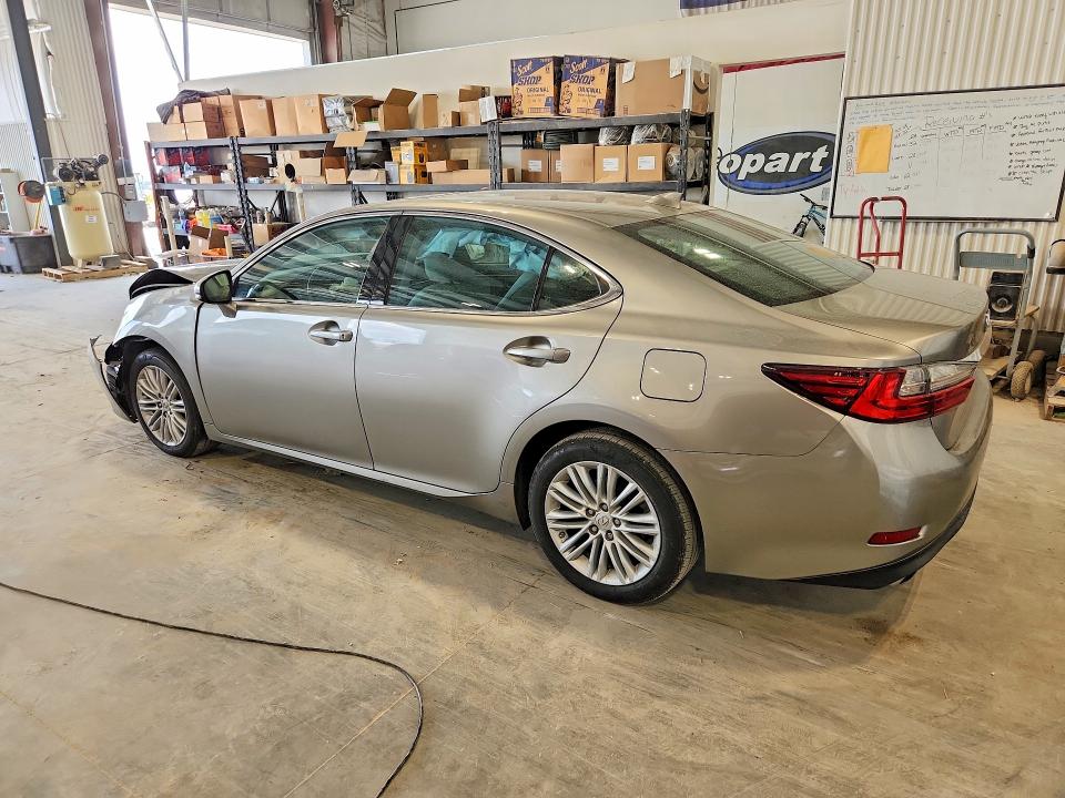 58064586 :رقم المزاد ، 58ABK1GG0GU020395 vin ، 2016 Lexus Es مزاد بيع