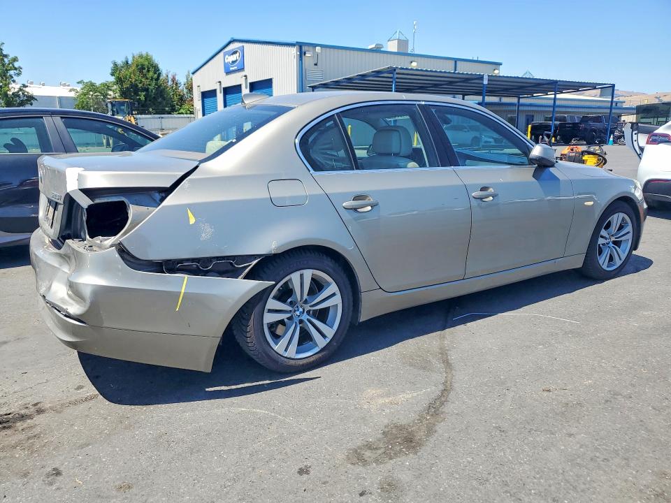 2010 Bmw 528 მანქანა იყიდება აუქციონზე, vin: WBANU5C54AC441674, აუქციონის ნომერი: 57109616