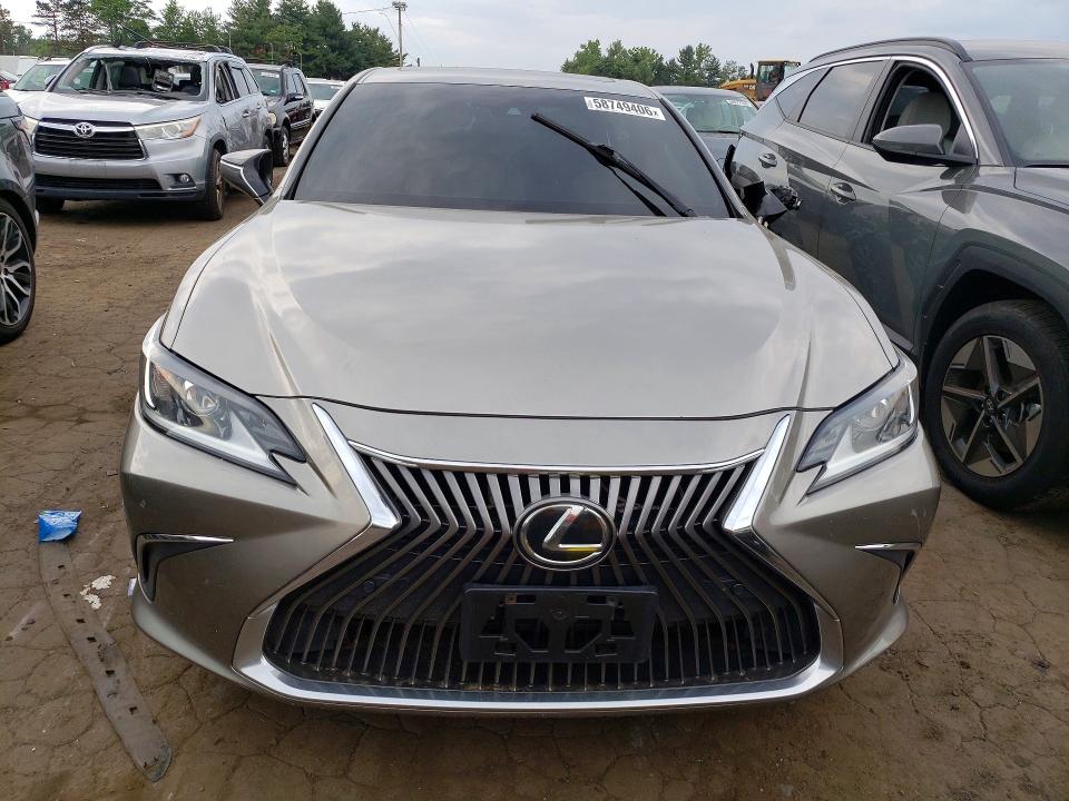 2019 Lexus Es მანქანა იყიდება აუქციონზე, vin: 58ABZ1B16KU038410, აუქციონის ნომერი: 58749406