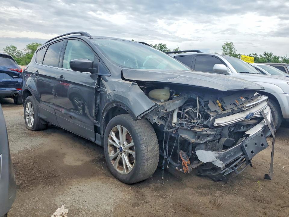 Продажа на аукционе авто 2018 Ford Escape, vin: 1FMCU0GD4JUD07073, номер лота: 57582356