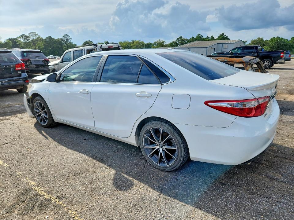 54388946 :رقم المزاد ، 4T1BK1FK3HU577199 vin ، 2017 Toyota Camry مزاد بيع