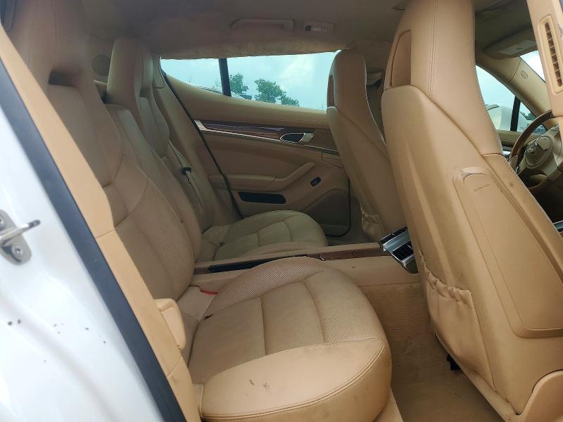 58487856 :رقم المزاد ، WP0AB2A78BL060874 vin ، 2011 Porsche Panamera مزاد بيع