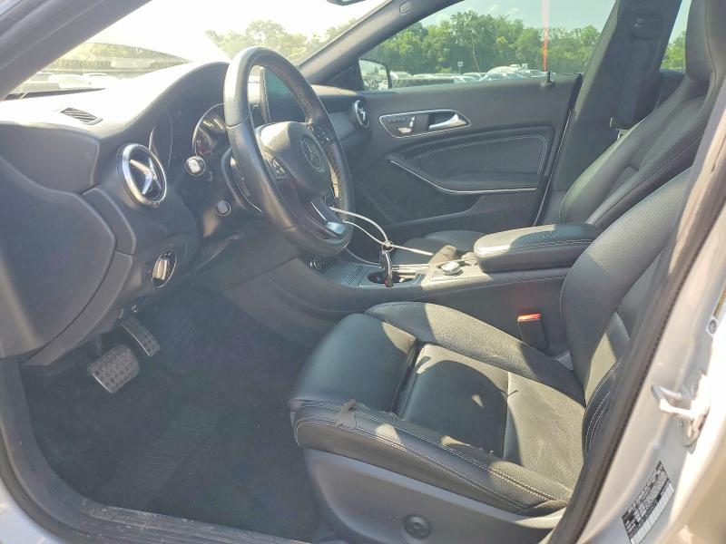 55776806 :رقم المزاد ، WDDSJ4EB1JN555072 vin ، 2018 Mercedes-benz Cla مزاد بيع