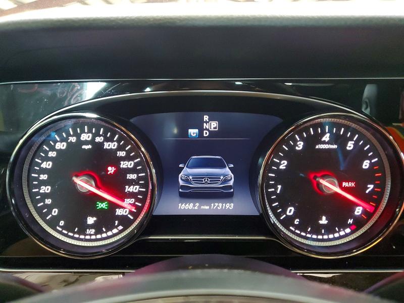 56952696 :رقم المزاد ، WDDZF4KB9HA030976 vin ، 2017 Mercedes-benz E مزاد بيع