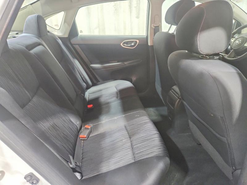 Продажа на аукционе авто 2018 Nissan Sentra, vin: 3N1AB7AP1JY265944, номер лота: 58882856