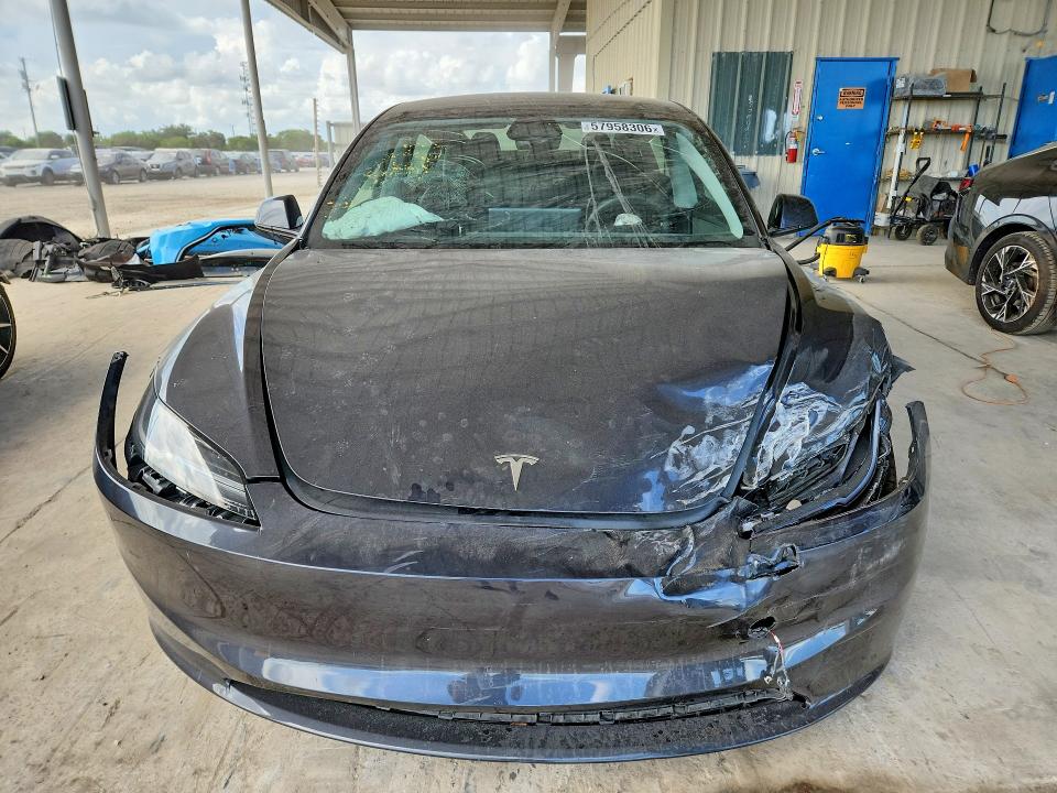 57958306 :رقم المزاد ، 5YJ3E1EA0SF933889 vin ، 2025 Tesla Model 3 مزاد بيع