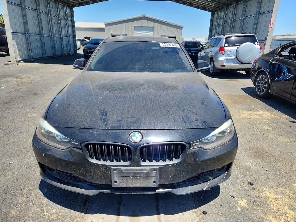 56252516 :رقم المزاد ، WBA3C1C51CF431883 vin ، 2012 Bmw 328 مزاد بيع