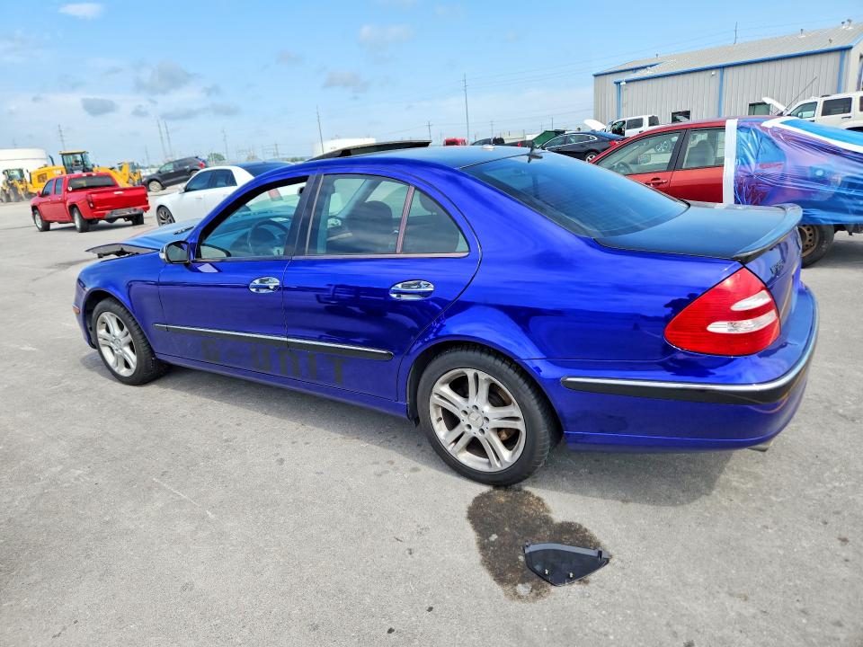 59099606 :رقم المزاد ، WDBUF56JX6A958254 vin ، 2006 Mercedes-benz E مزاد بيع