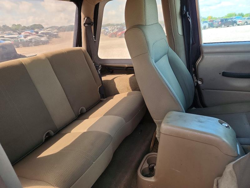 58126546 :رقم المزاد ، 1J4FA59S14P712680 vin ، 2004 Jeep Wrangler / Tj مزاد بيع