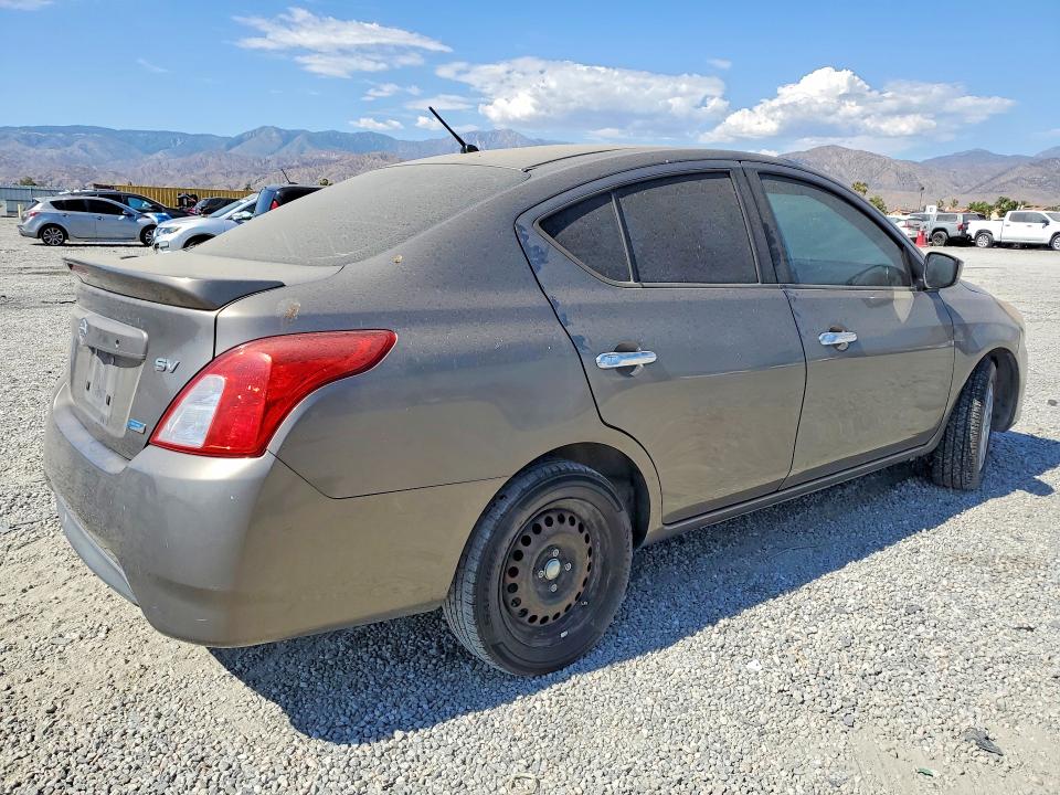 2016 Nissan Versa მანქანა იყიდება აუქციონზე, vin: 3N1CN7AP3GL875396, აუქციონის ნომერი: 57366406