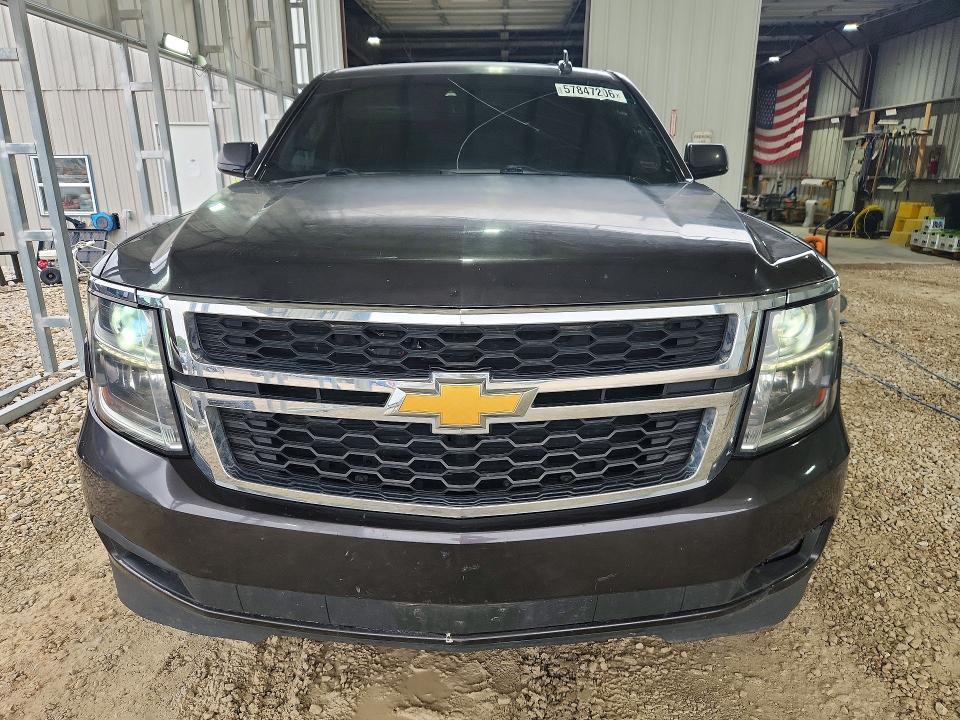 57847206 :رقم المزاد ، 1GNSKHKC5HR223934 vin ، 2017 Chevrolet Suburban مزاد بيع