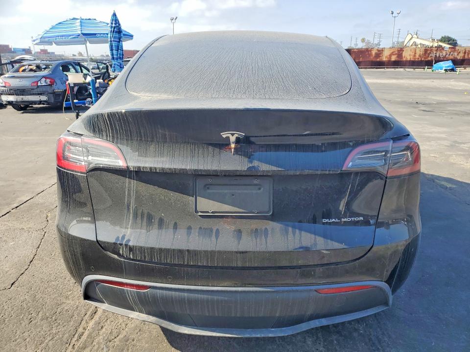 Продажа на аукционе авто 2022 Tesla Model Y, vin: 7SAYGAEE1NF488721, номер лота: 98872875
