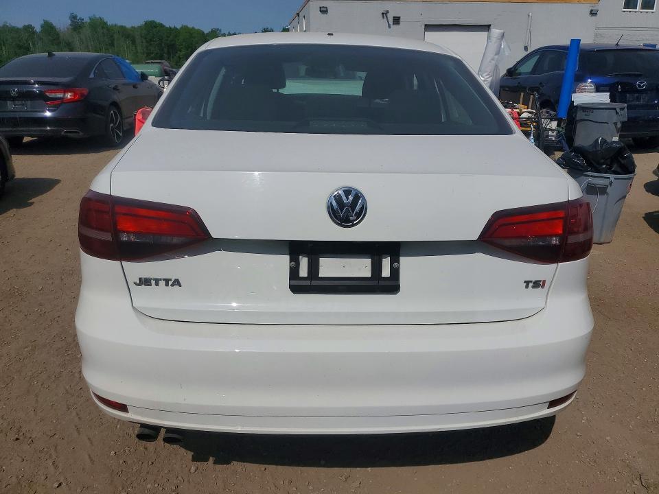 56137826 :رقم المزاد ، 3VW267AJ6GM213627 vin ، 2016 Volkswagen Jetta مزاد بيع