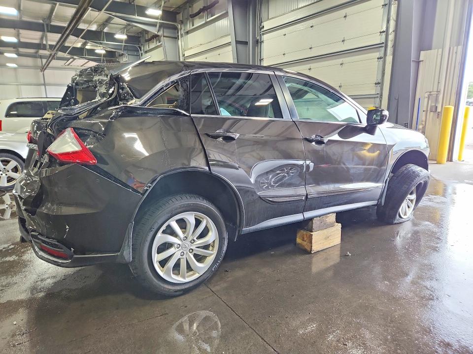 56298656 :رقم المزاد ، 5J8TB4H52JL015356 vin ، 2018 Acura Rdx مزاد بيع