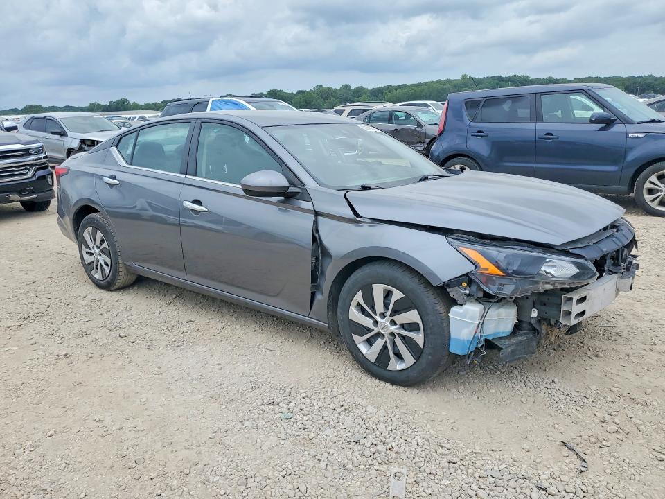 58995446 :رقم المزاد ، 1N4BL4BV6NN368103 vin ، 2022 Nissan Altima مزاد بيع