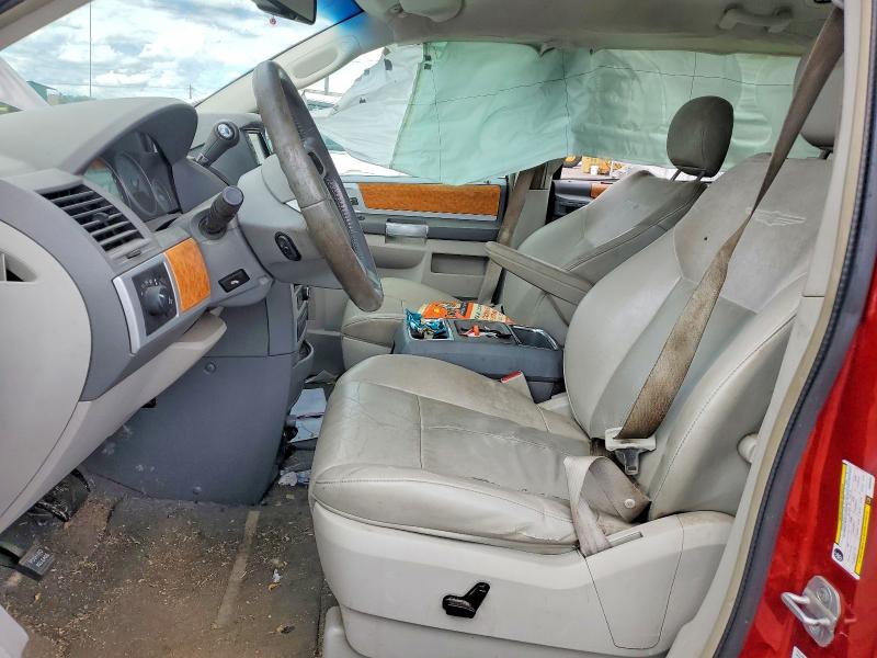 2008 Chrysler Town & Country მანქანა იყიდება აუქციონზე, vin: 2A8HR64X98R688352, აუქციონის ნომერი: 58071936