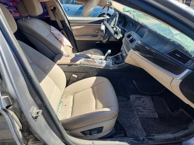 52654986 :رقم المزاد ، WBAFU7C51BC870465 vin ، 2011 Bmw 535 مزاد بيع