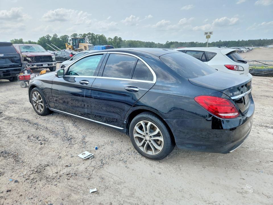 58464586 :رقم المزاد ، 55SWF4KB7FU002710 vin ، 2015 Mercedes-benz C مزاد بيع