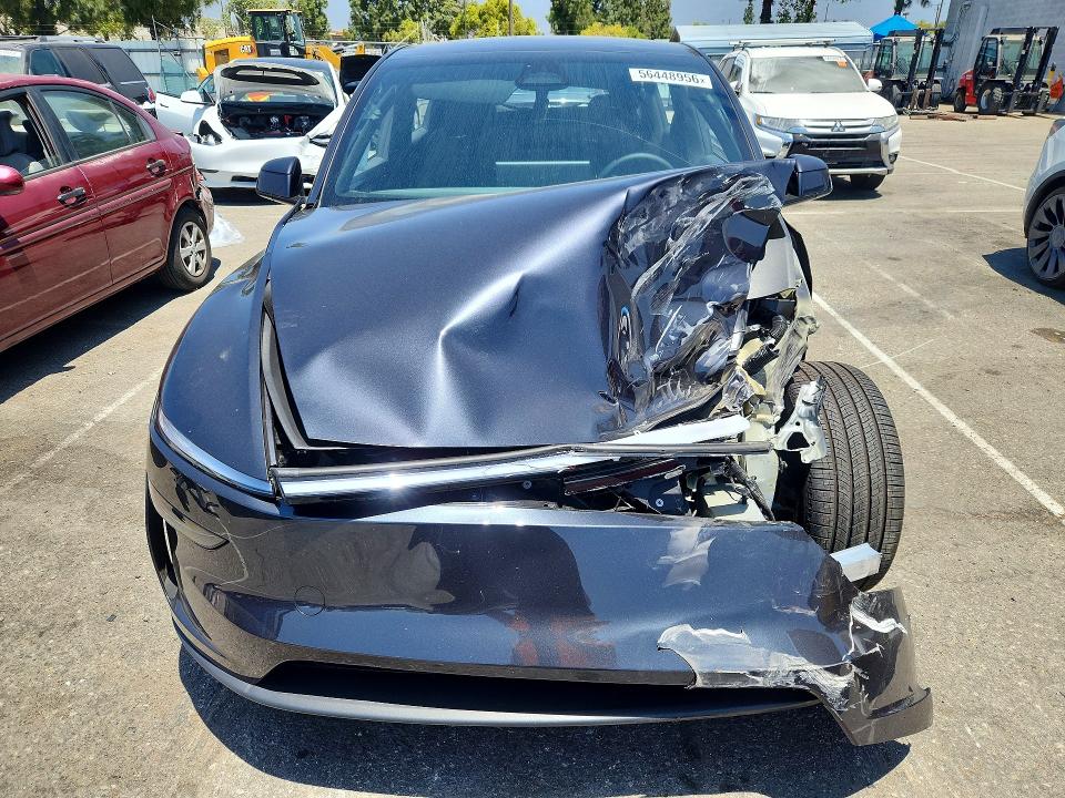 56448956 :رقم المزاد ، 7SAYGDED8TF581046 vin ، 2026 Tesla Model Y مزاد بيع