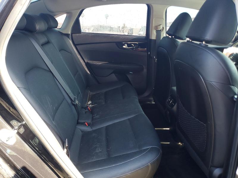 54997646 :رقم المزاد ، 3KPF54ADXME402948 vin ، 2021 Kia Forte مزاد بيع