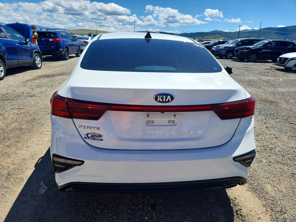 2019 Kia Forte მანქანა იყიდება აუქციონზე, vin: 3KPF24AD1KE077242, აუქციონის ნომერი: 56309706