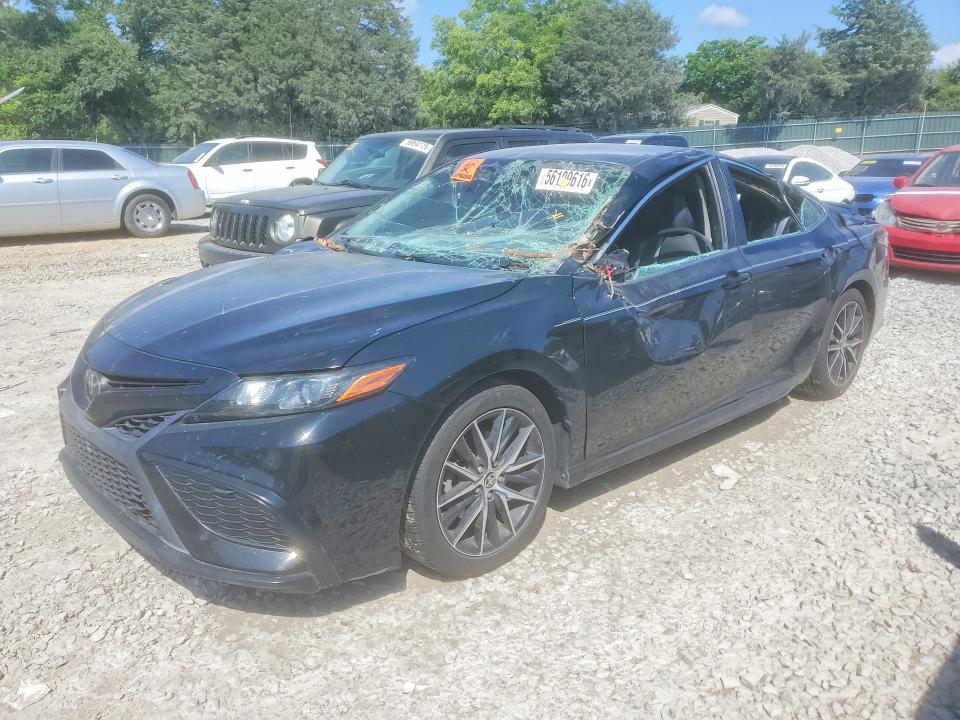 Продаж на аукціоні авто 2021 Toyota Camry, vin: 4T1G11AK1MU559116, номер лоту: 56109616