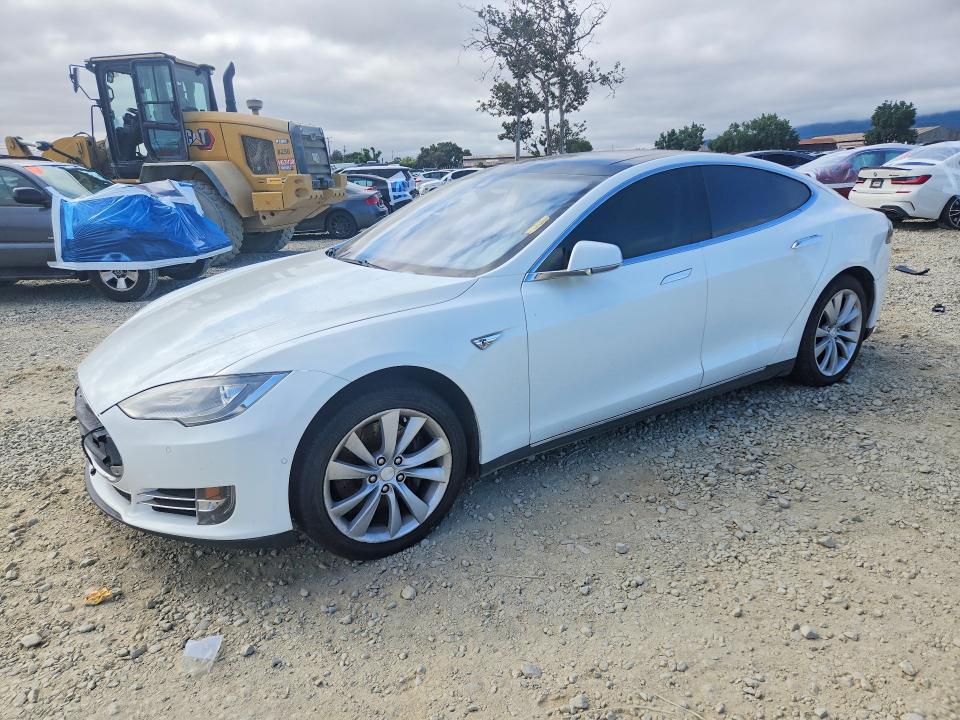 Продажа на аукционе авто 2015 Tesla Model S, vin: 5YJSA1H19FFP73861, номер лота: 56285166