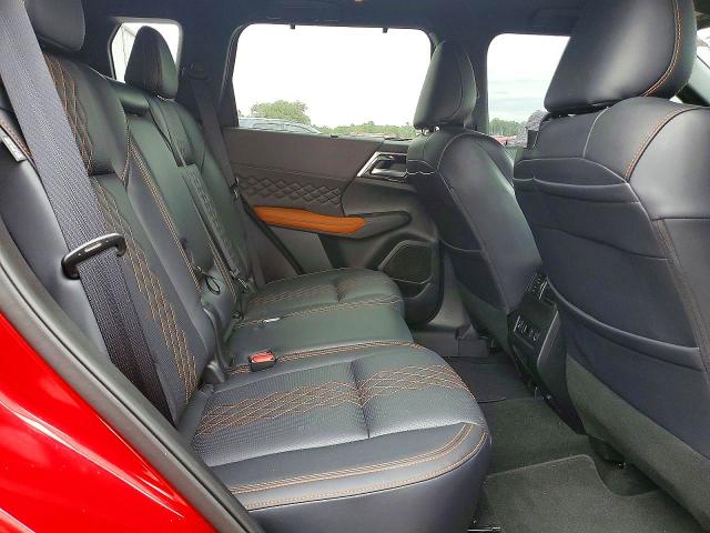 57130116 :رقم المزاد ، JA4J3WA81RZ085954 vin ، 2024 Mitsubishi Outlander مزاد بيع