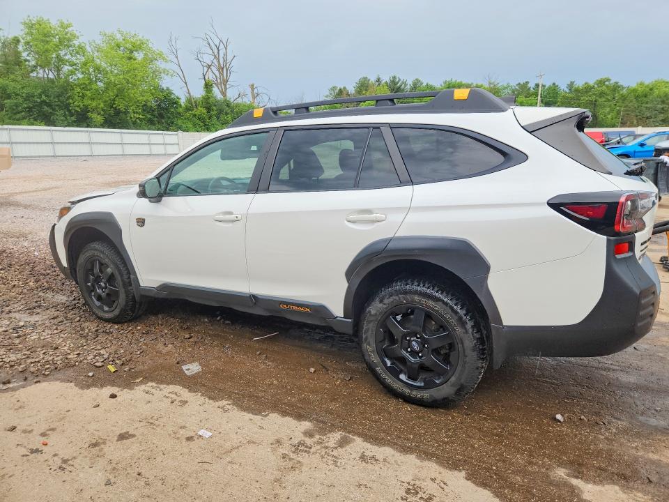 56986616 :رقم المزاد ، 4S4BTGUD9N3223337 vin ، 2022 Subaru Outback مزاد بيع