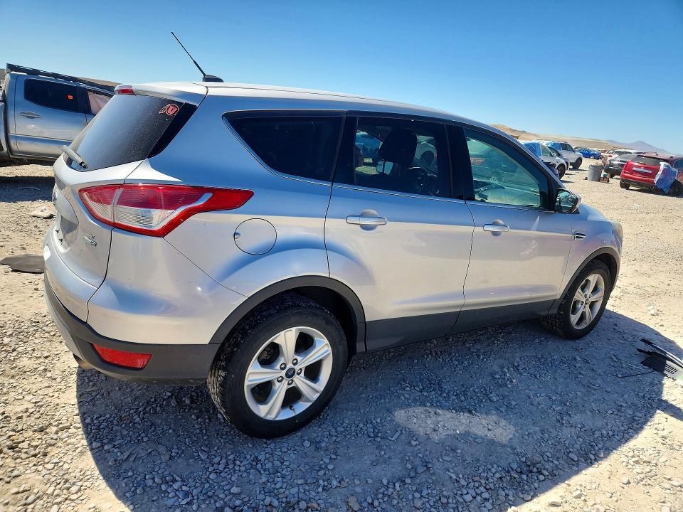 56185186 :رقم المزاد ، 1FMCU9GX2GUB39621 vin ، 2016 Ford Escape مزاد بيع